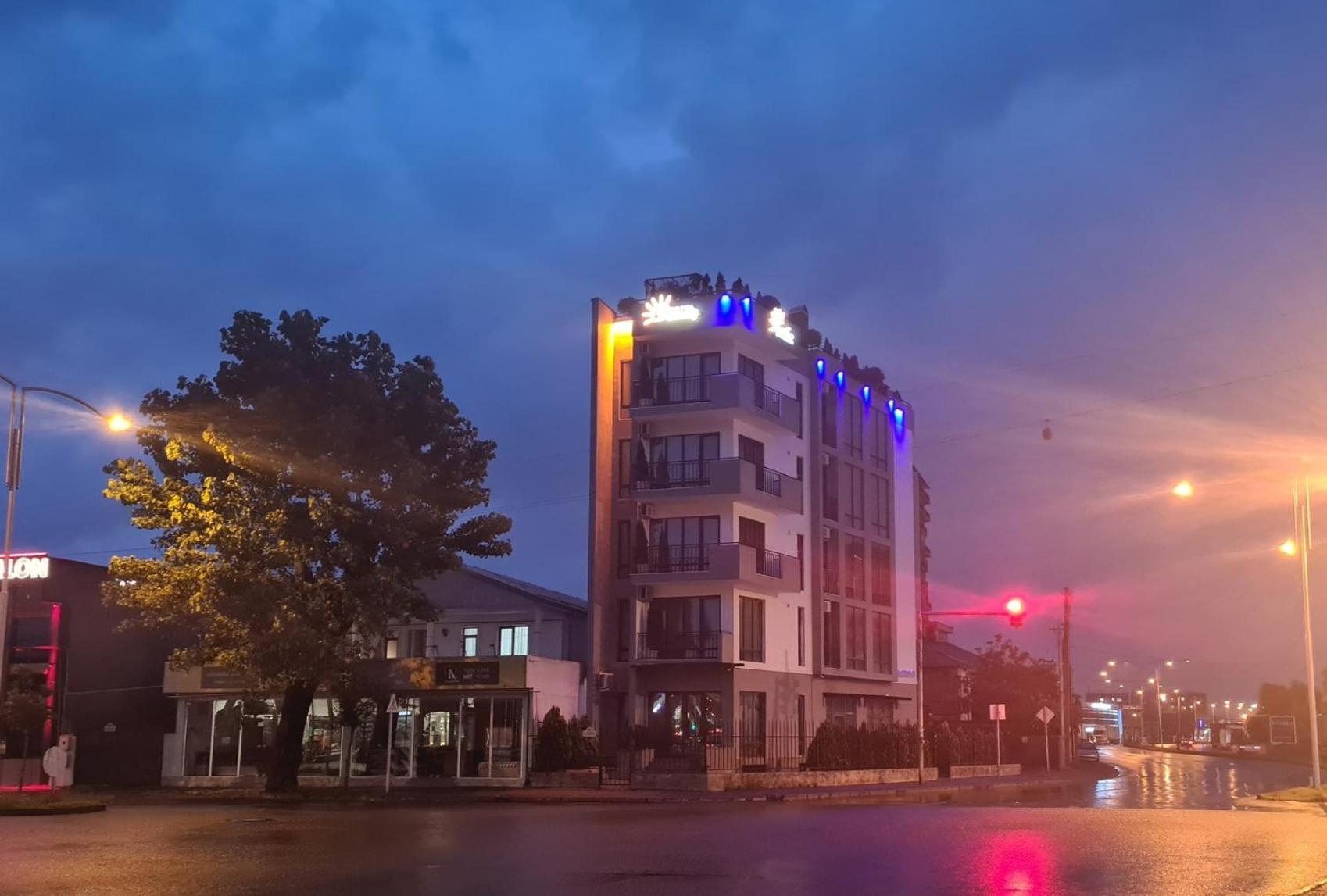 Hotel Sunny Batumi Zewnętrze zdjęcie